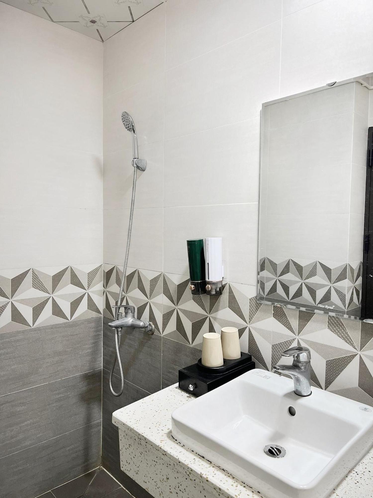 Cat Ba Rose Nhung Hotel Dong Khe Sau Exterior photo
